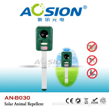 High -Tech Solar Powered Birds Repeller with PIR Sensor